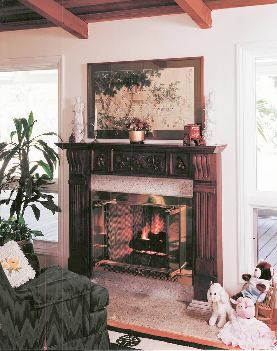 Valenzuela Family Room