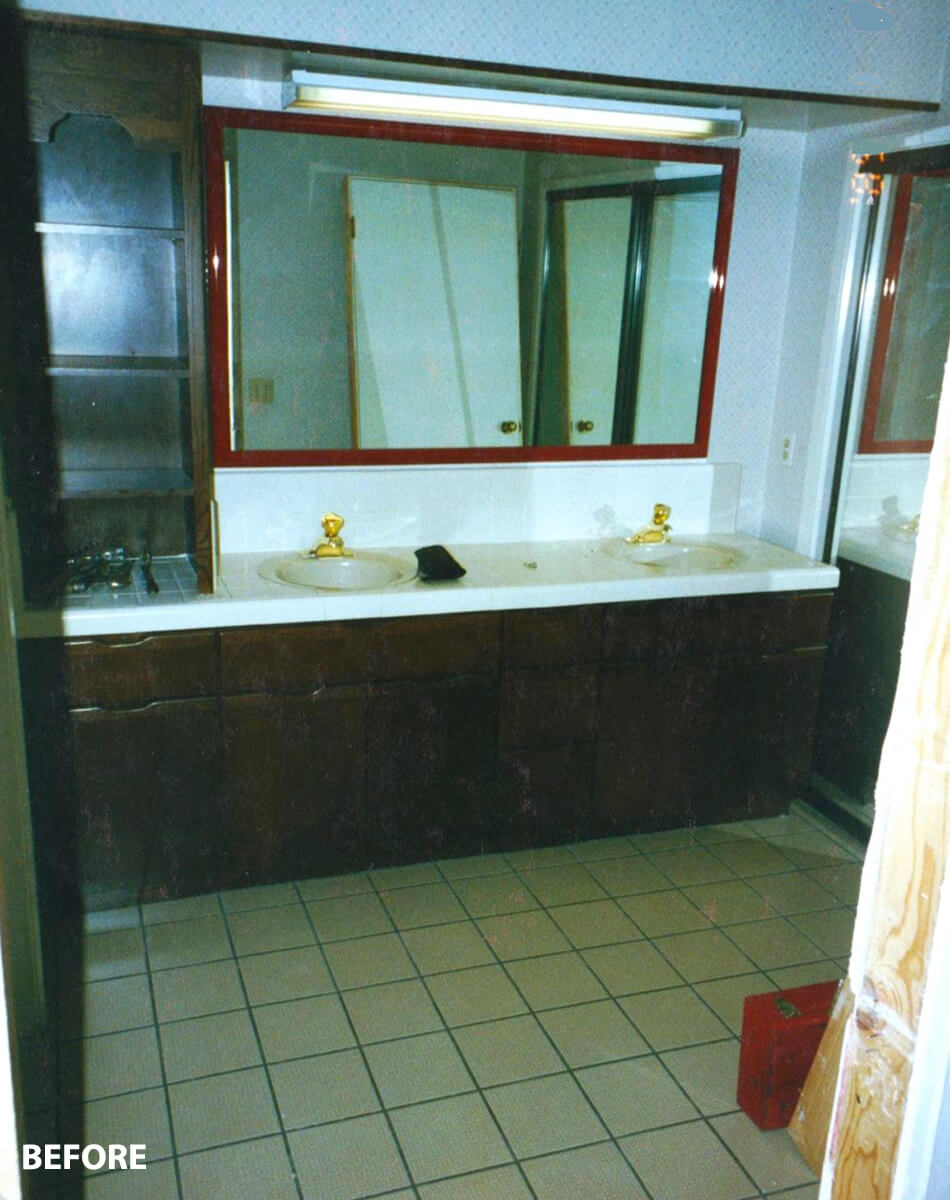 valenzuela Master Bath Before